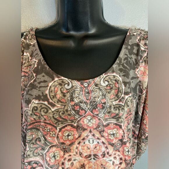 INC pink/gray cold shoulder blouse - Picture 6 of 6